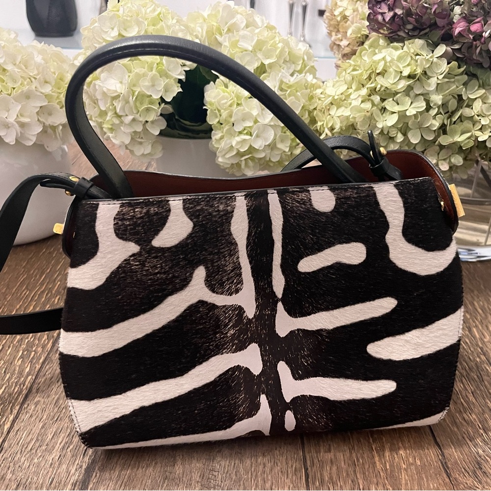 Oscar de la renta handbag